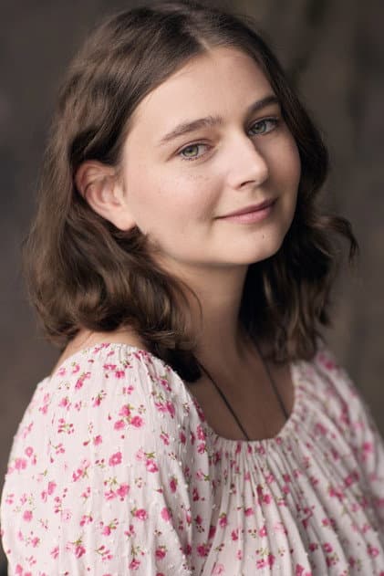 Caitlin Symes