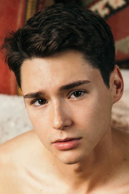 Leo Grand