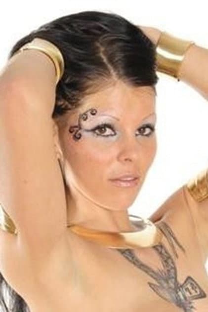 Pia Carrere