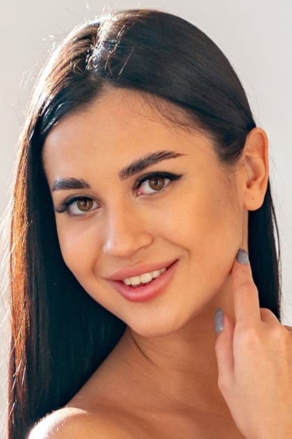Victoria Mur