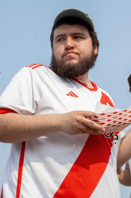 Alberto León