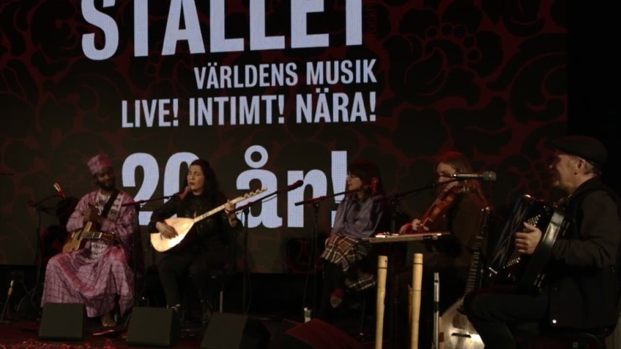 Ale och Anna Möller med vänner firar 20 år med Stallet