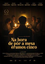 Na hora de pôr a mesa, éramos cinco