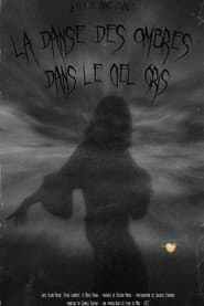 La danse des ombres dans le ciel gris