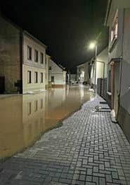 Allein in der Flut