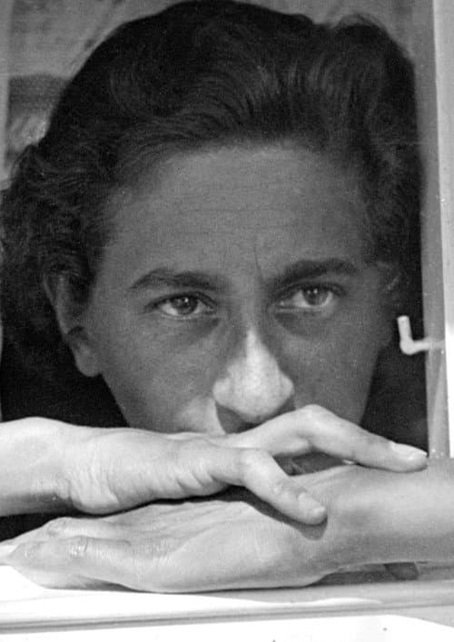 Weaving Anni Albers