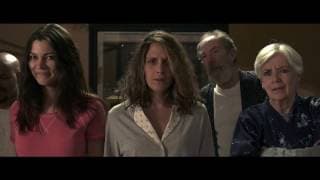 Un Padre No Tan Padre - Official Trailer [US]