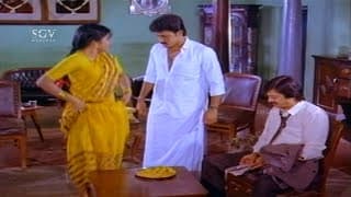 ಏನೆ ನಿಂತು ಬಿಟ್ಟೆ… ಸೀರೆ ಎತ್ತಿಕೊಂಡು ತೋರಿಸೆ | Comedy Scene | Maneli Ili Beedeeli Huli Kannada Movie