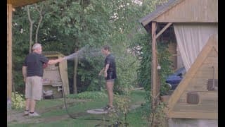 Trailer KOLEKTYVINIAI SODAI (Community Gardens) dir.Vytautas Katkus