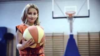 SHE GOT GAME - OFFICIAL TRAILER ENG