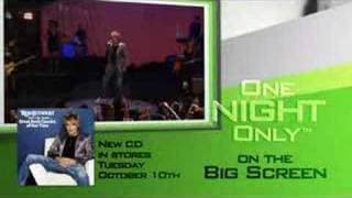Rod Stewart Rocks Times Square - on the Big Screen
