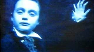 David Lynch's "Pretty as a picture" teaser/trailer ( 1997 )