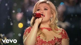 Kelly Clarkson - Underneath the Tree