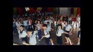 《九個女仔一隻鬼》  預告 Nine Girls And a Ghost Trailer (2002)