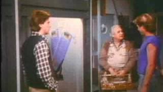 The Malibu Bikini Shop (1986)