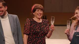De cabaretmusical Ver van je bed I Trailer