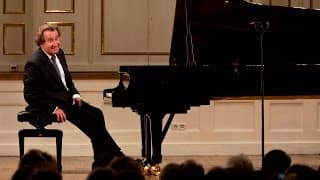 Rudolf Buchbinder plays Beethoven Piano Sonatas - Vol 1