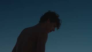 Trailer | Divers | Geordie Wood