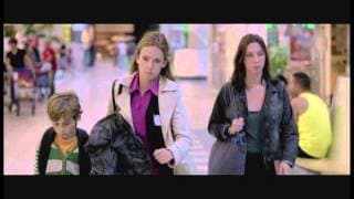 Just Before Losing Everything / Avant que de tout perdre (2012) - Trailer