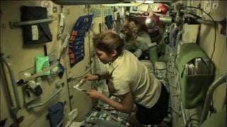 Space Tourists - Trailer (1:46)