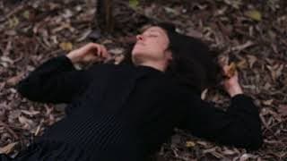 Trailer, La sangre de la luna