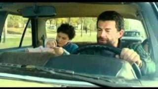Zena sa slomljenim nosem Trailer