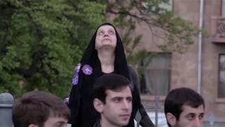 Sinfonía en Abril / Trailer HD