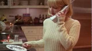 Scream (1996) 'Red Band' Theatrical Trailer