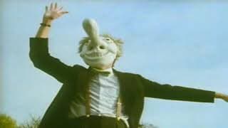 Mr Noseybonk: Float