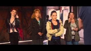 Queens of the Ring Official Trailer (2014) - Marilou Berry, Nathalie Baye Movie HD
