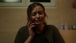 SIEMPRE ME ACABO ENCONTRANDO A MI MISMA EN LA BAÑERA (CORTOMETRAJE 2023)