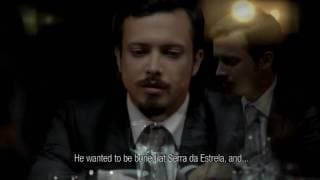 Um Funeral À Chuva - Trailer