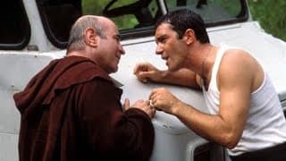 The White River Kid Trailer 1999 ‧ Comedy ‧ Antonio Banderas