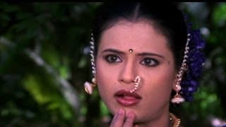 Chatur Navara Chikani Bayko - Kombda Ku Ku Ku -Marathi Song - Bharat Jadhav, Aditi Bhagvat