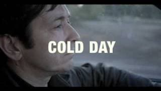 COLD DAY - UM DIA FRIO a film by Cláudia Varejão