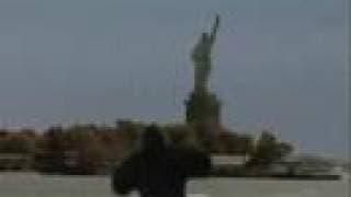 Kinky Kong "Statuetory......."