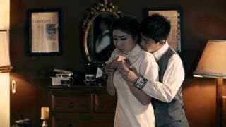 Red Rose & White Rose Trailer