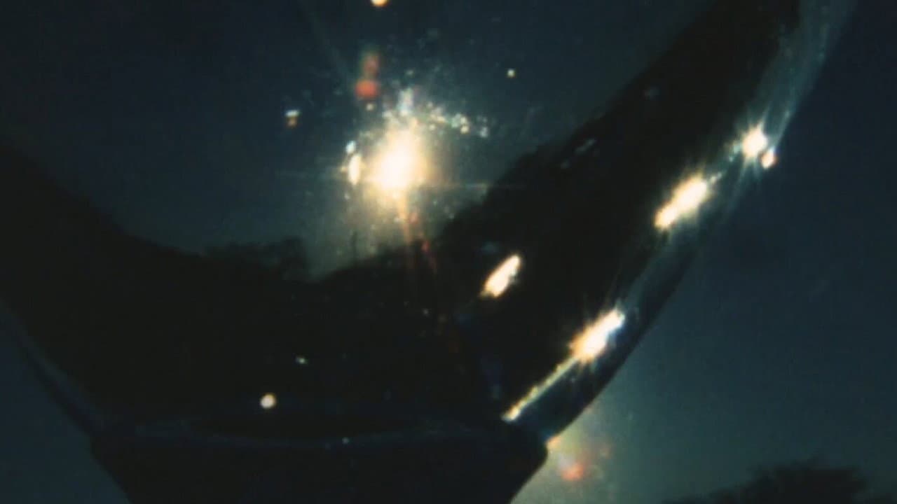 A Film That Uses a Cheap Wine Glass to Consider Light